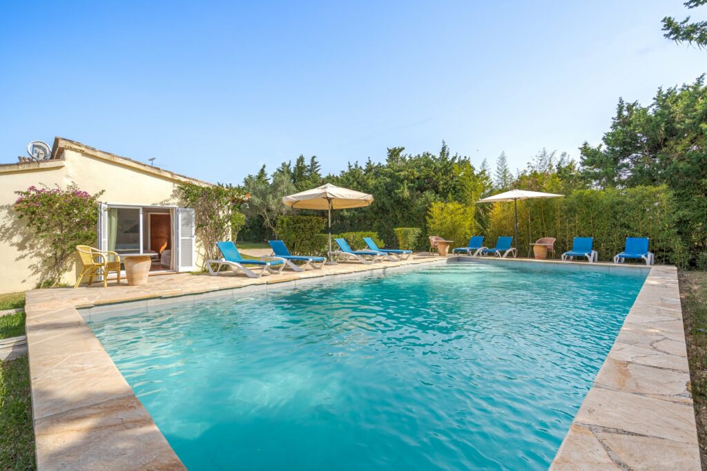 Piscina de Villa Paloma en Puerto de Pollensa, Mallorca